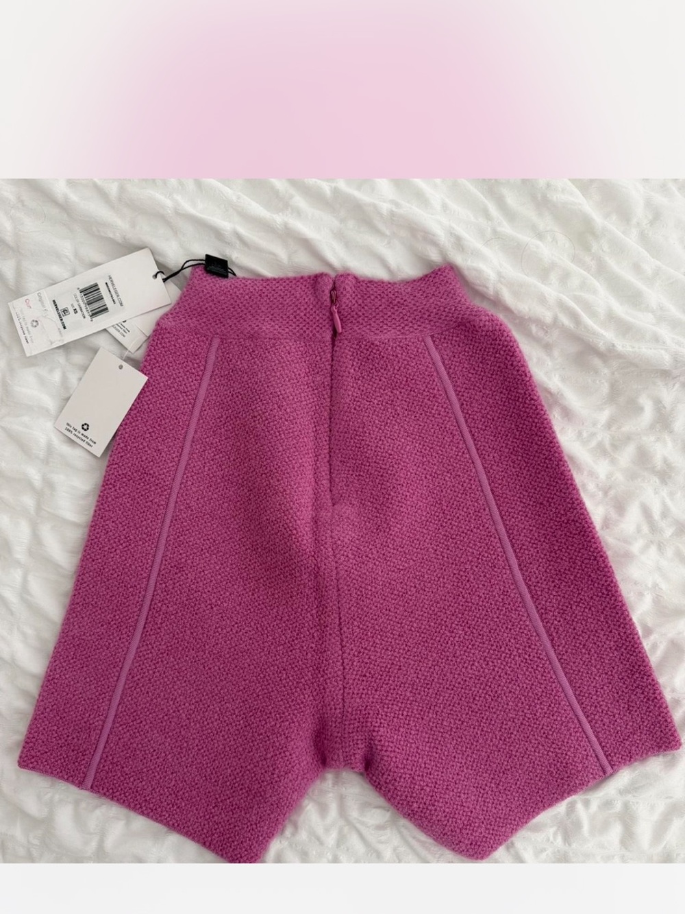 Herve Leger Magenta Textured High-Waist Shorts - Picture 2 of 2